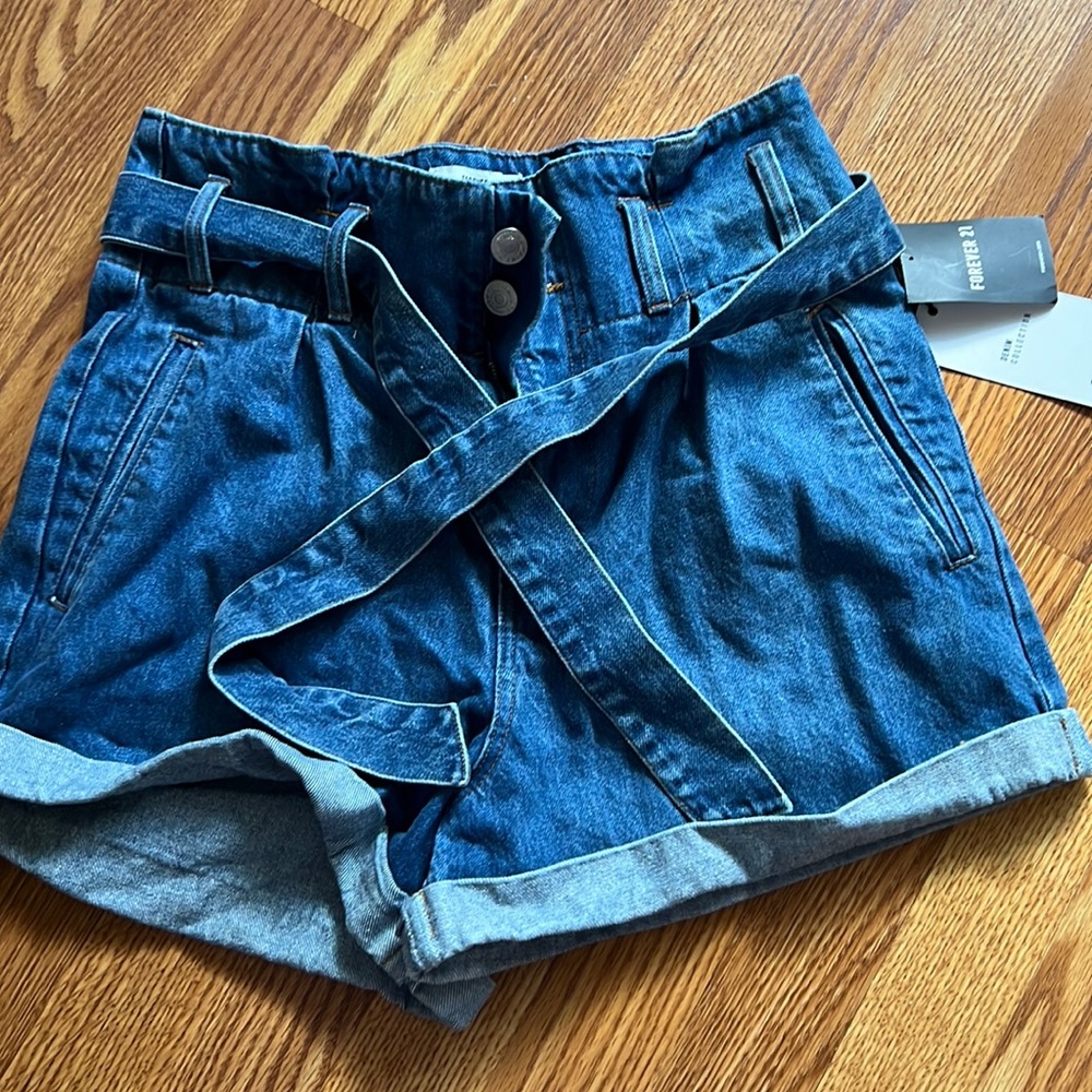 BLUE DENIM JEAN SHORTS - Picture 1 of 3
